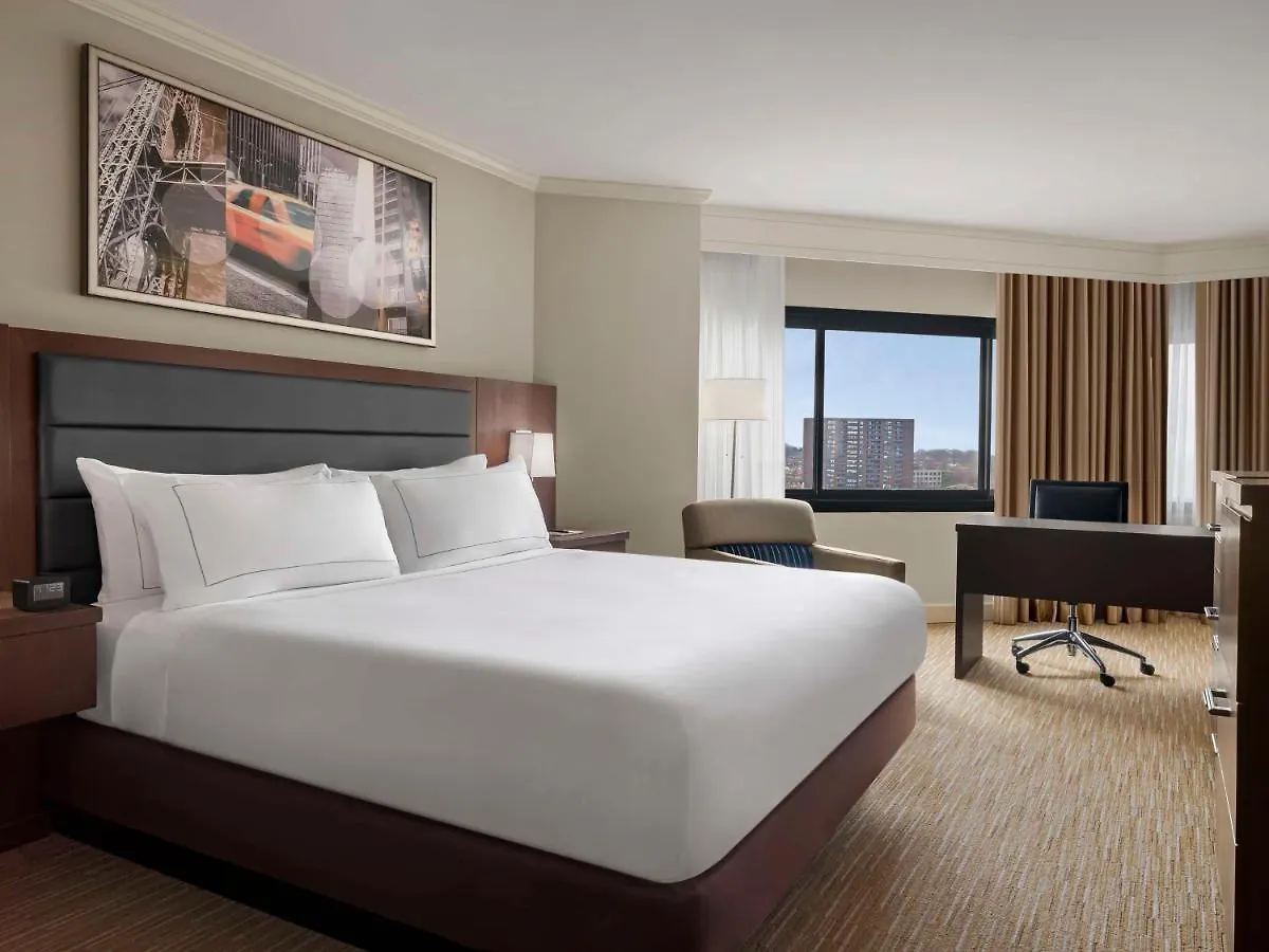 Doubletree By Hilton Fort Lee/George Washington Bridge 4*,