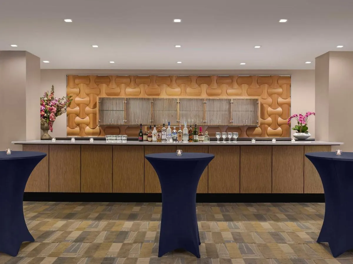 Doubletree By Hilton Fort Lee/George Washington Bridge Hotel