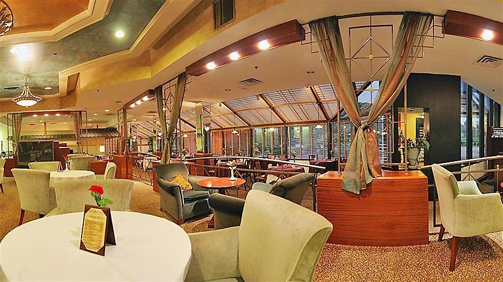 Doubletree By Hilton Fort Lee/George Washington Bridge Hotel